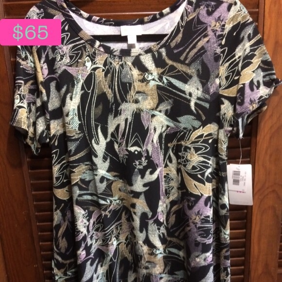 Lularoe Villain Carly - Picture 1 of 1